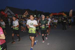 BIB: 
                            <button type="button" onclick="openModal(3529996)" class="btn btn-primary btn-sm float-right btn-popup" data-toggle="modal" data-target=".modal-high-quality">
                        <i class="fas fa-shopping-cart"></i> Add to Cart
                    </button>
                                            <button type="button" onclick="isThisMe(3529996, true)" class="btn btn-success btn-sm float-right btn-popup btn-isme hidden" data-toggle="tooltip" data-placement="bottom" title="นี่คือรูปของคุณใช่ไหม คลิกที่นี่เพื่อเอาเข้าอัลบั้ม">
                        <i class="fas fa-plus"></i> Add to album
                    </button>
                    <button type="button" onclick="isThisMe(3529996, false)" class="btn btn-warning btn-sm float-right btn-popup btn-isnotme hidden">
                        <i class="fas fa-ban"></i> Remove from album
                    </button>